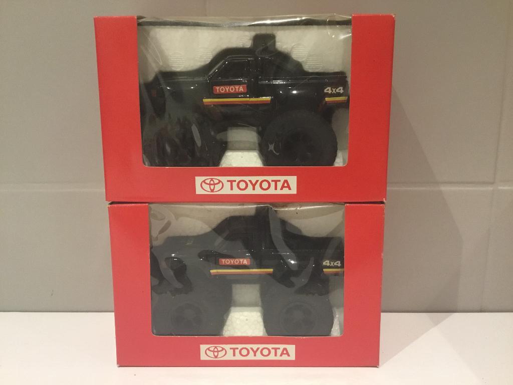Toyota Hilux 1/43., Hobby en Vrije tijd, Modelauto's | 1:43, Ophalen of Verzenden, Zo goed als nieuw, Auto
