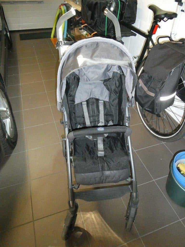 Buggy Chicco Liteway, Kinderen en Baby's, Buggy's, Ophalen, Zo goed als nieuw, Overige merken, Regenhoes