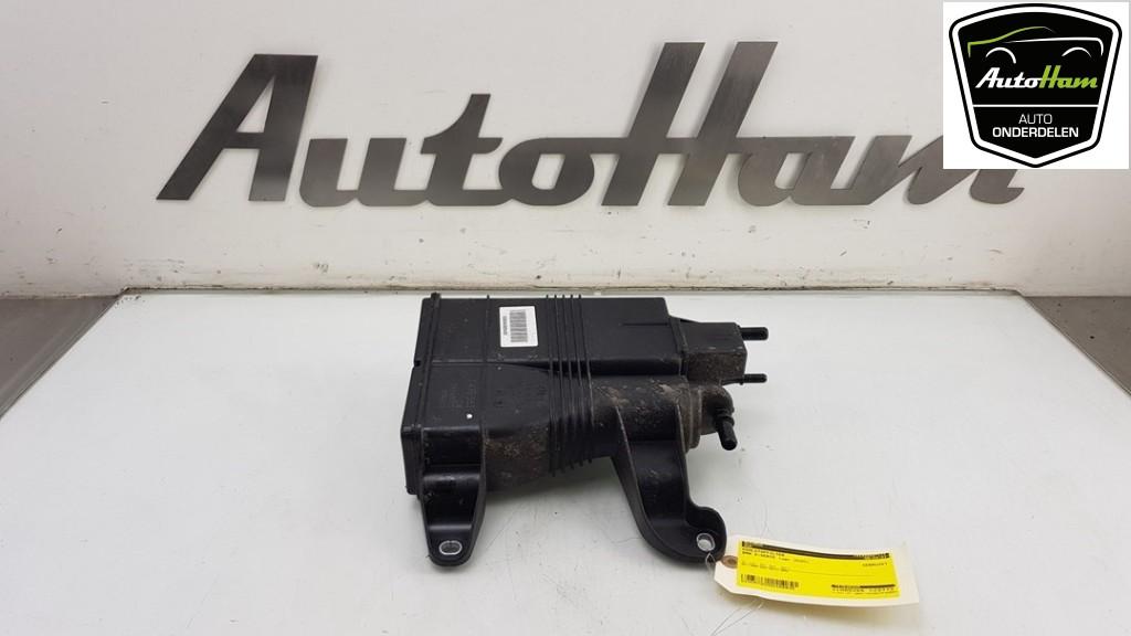 KOOLSTOFFILTER BMW 2 serie Gran Coupe (F44) (01-2019/-), Auto-onderdelen, Gebruikt, BMW
