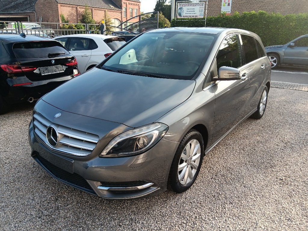 PASS VOITURE MERCEDES B180 CDI 96600 KM, Autos, Cuir, Achat, Entreprise, Boîte manuelle