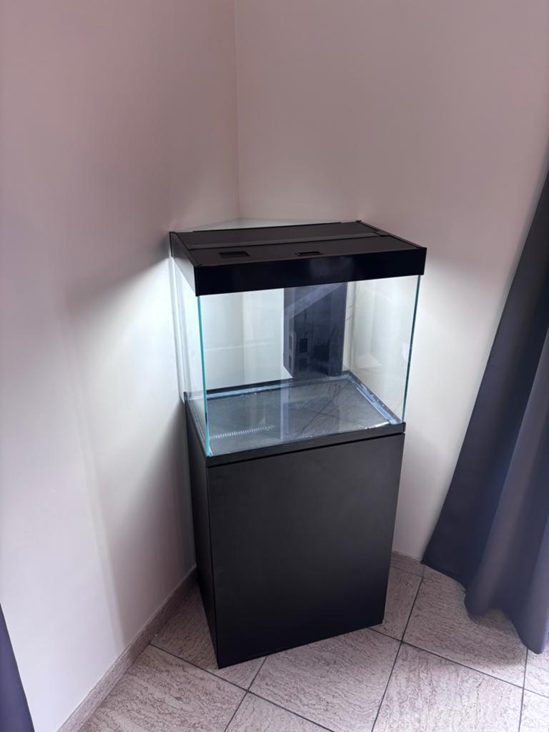 aquarium 120 liter, Dieren en Toebehoren, Vissen | Aquaria en Toebehoren, Zo goed als nieuw, Leeg aquarium, Inclusief deksel, Inclusief toebehoren