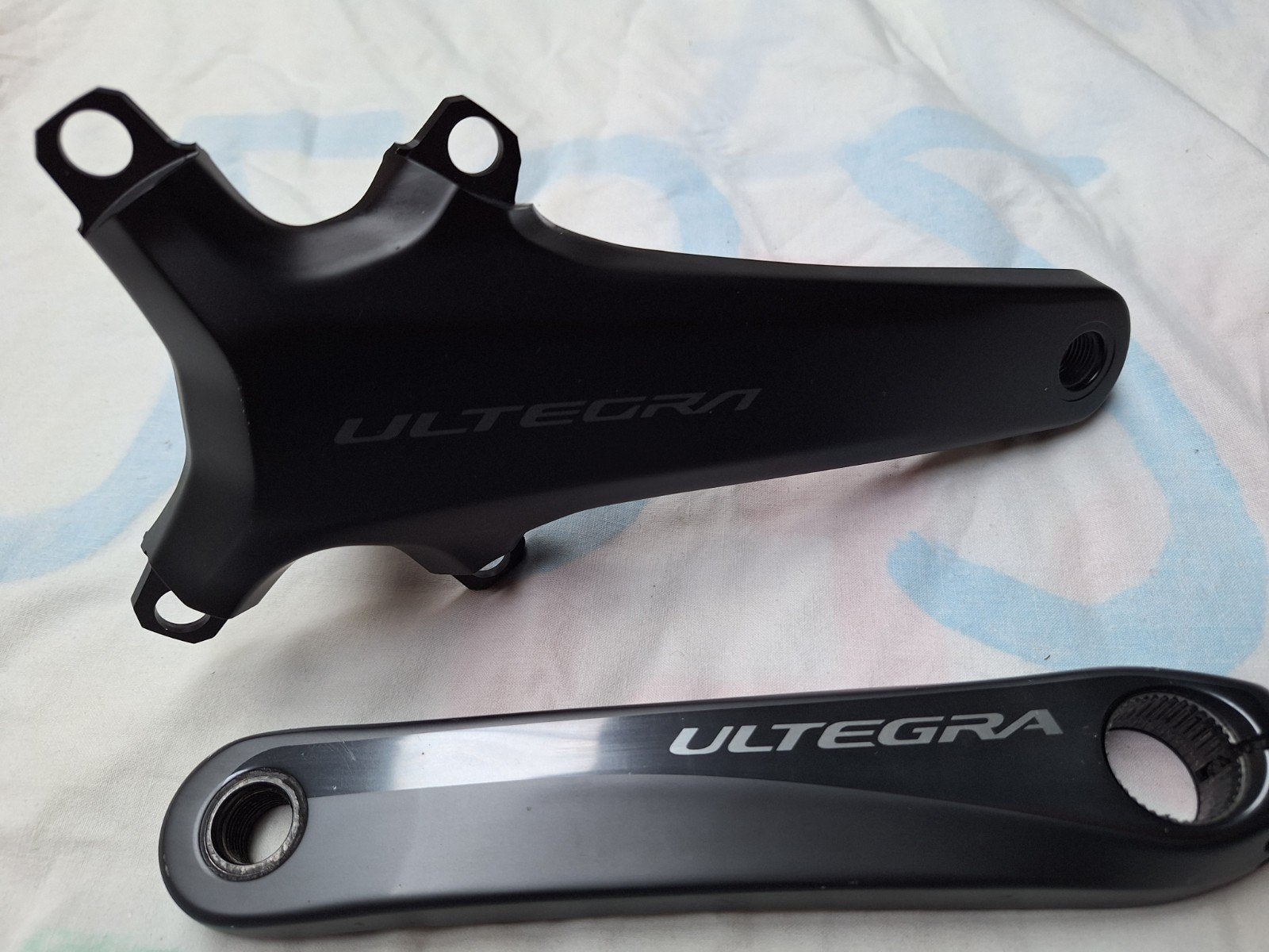 crank shimano ultegra 172.5, Vélos & Vélomoteurs, Vélos Pièces, Pédalier ou Pédales, Shimano Ultegra, Comme neuf, Enlèvement