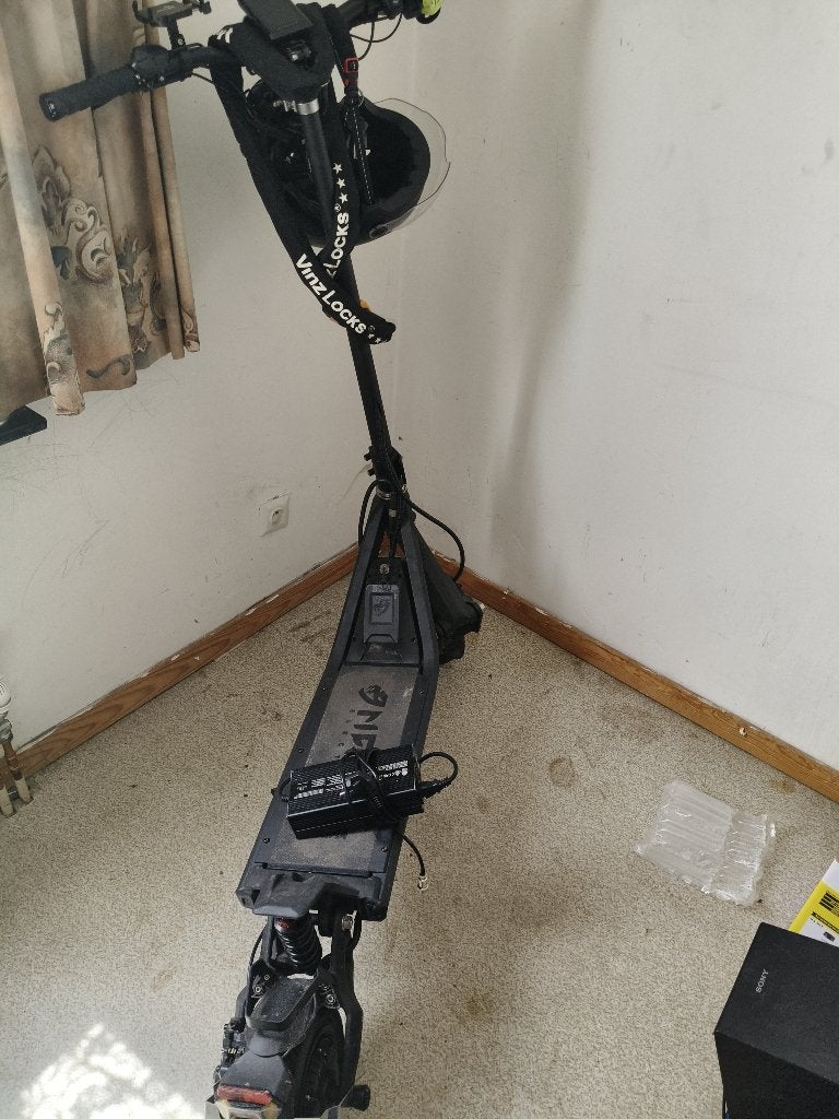 e step, Fietsen en Brommers, Steps, Ophalen, Zo goed als nieuw, Elektrische step (E-scooter), Nima klima 60v 25v
