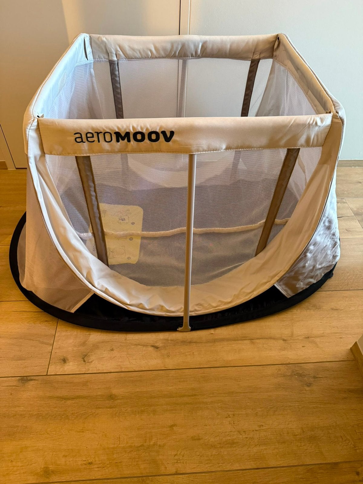 Reisbedje aeromoov nieuwstaat, Ophalen, Zo goed als nieuw, Reisbedje