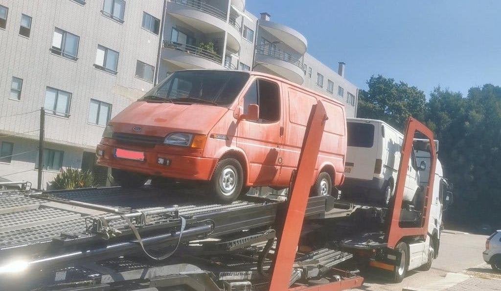 Ford transit, Auto's, 2500 cc, 4 deurs, 4 cilinders, Grijs