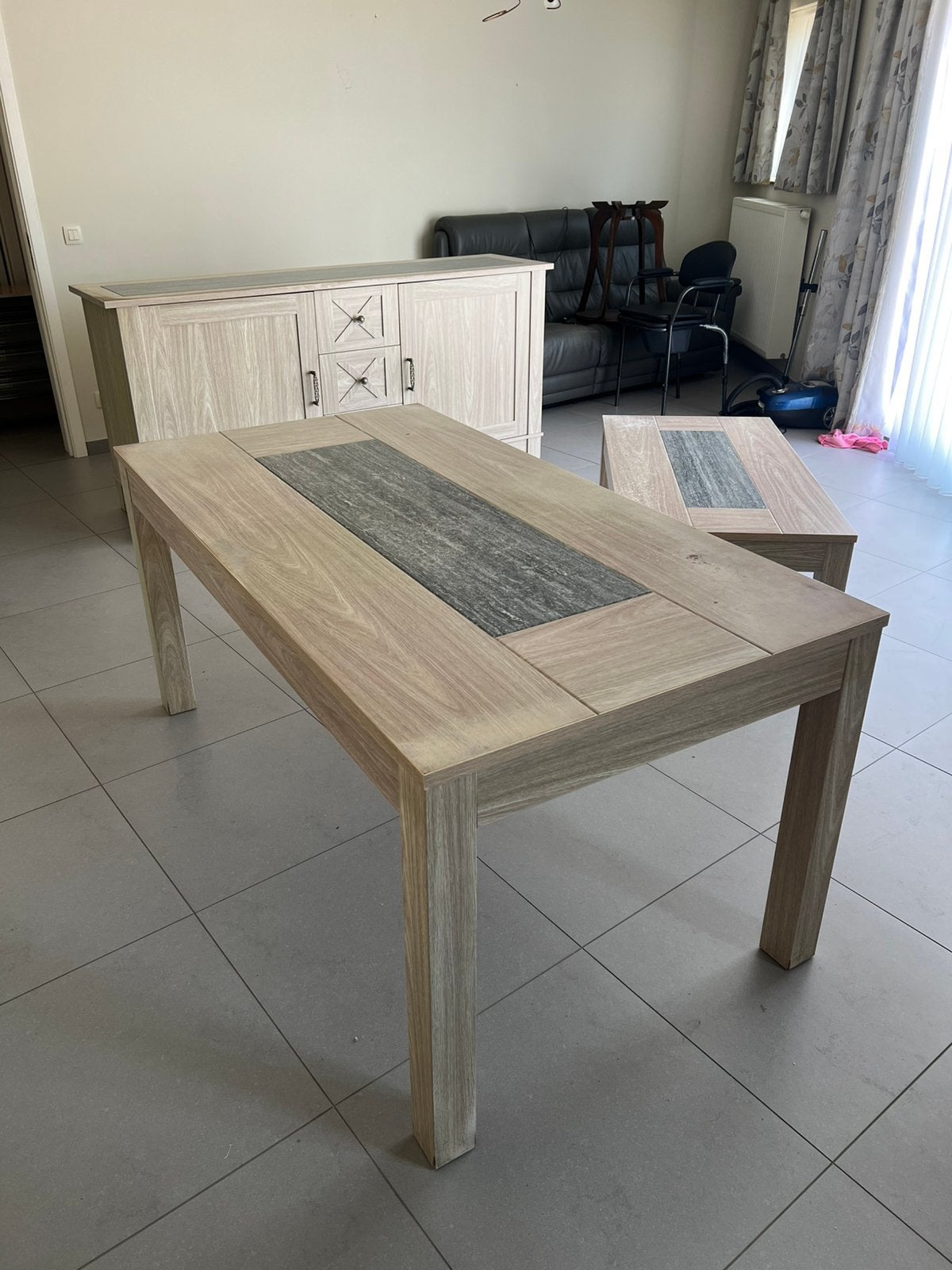 Houten eetafel, Ophalen, Zo goed als nieuw