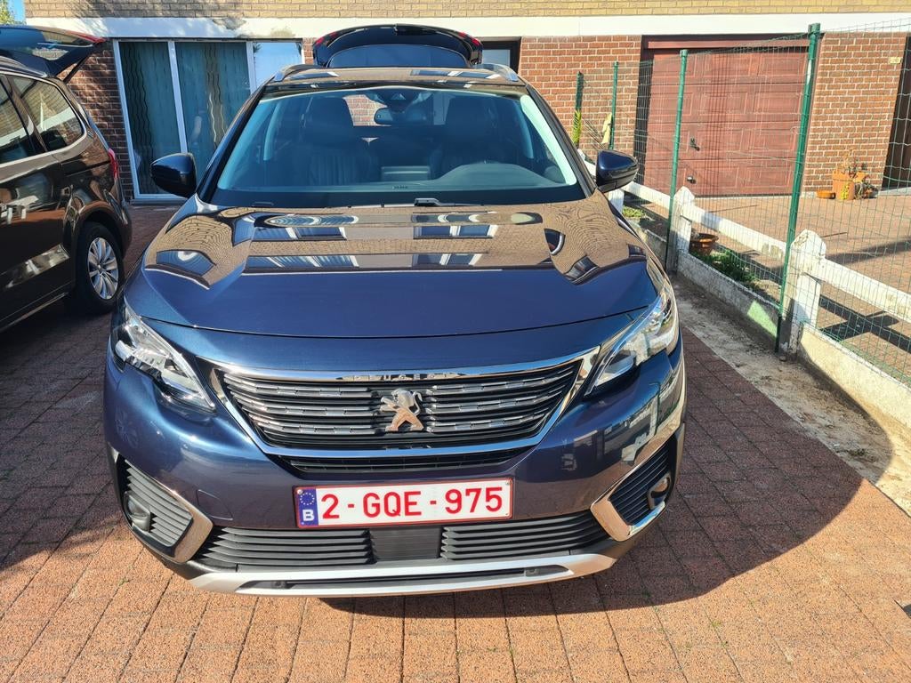 PEUGEOT 5008; 7-zitplaatsen 360 camera carplayCruise ctr, Auto's, Automaat, 4 deurs, Blauw, Adaptieve lichten