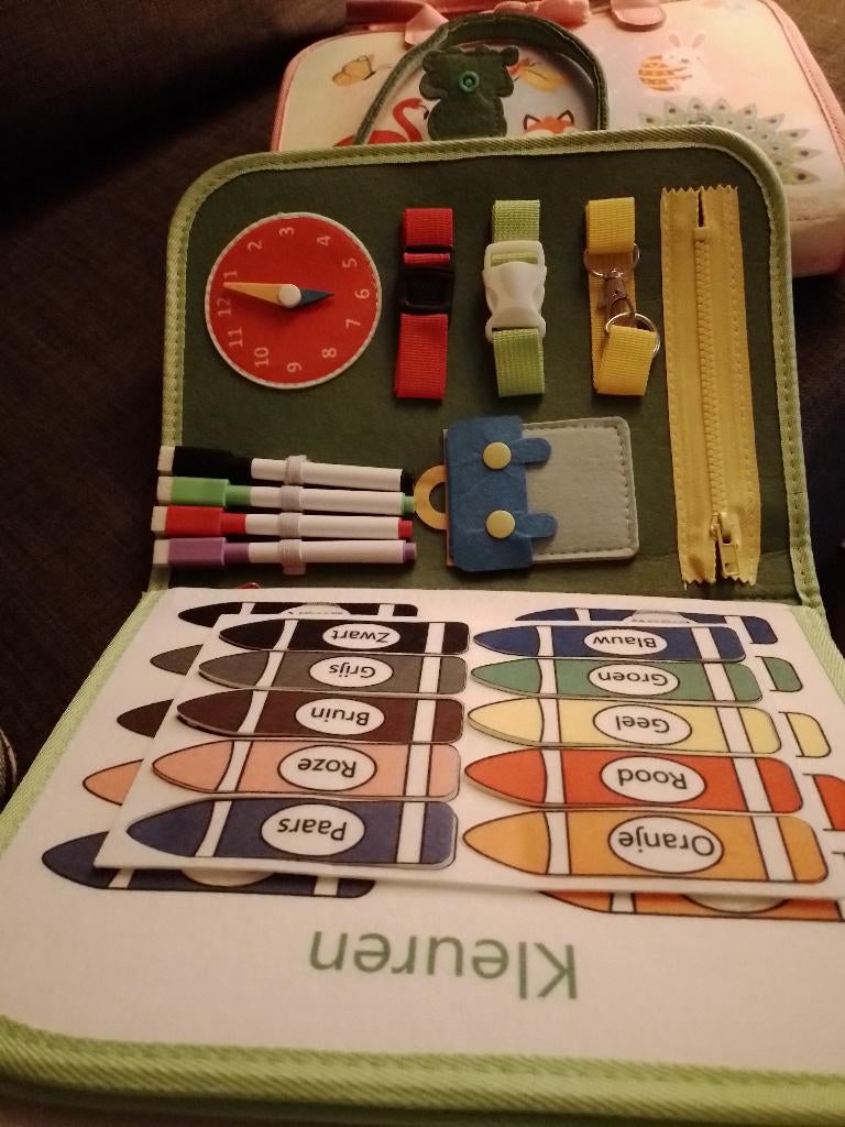 Doe boek montessori nieuw speelgoed mauzek, Kinderen en Baby's, Ophalen of Verzenden, Nieuw, Taal en Lezen