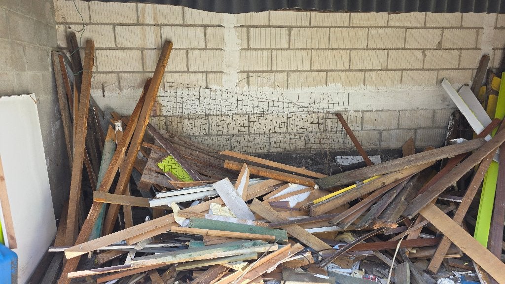 Gratis hout / houtafval / planken, Ophalen, Gebruikt, 25 tot 50 mm, Balk