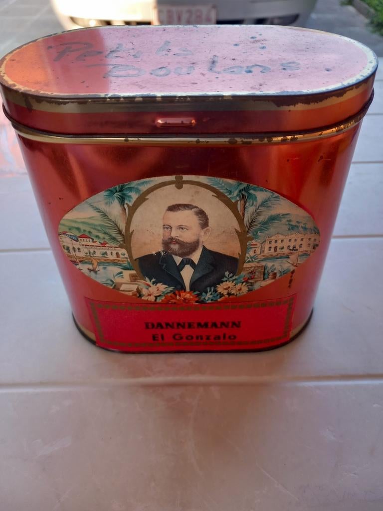 Ancienne boîte métallique  Dannemann El Gonzalo, Enlèvement ou Envoi