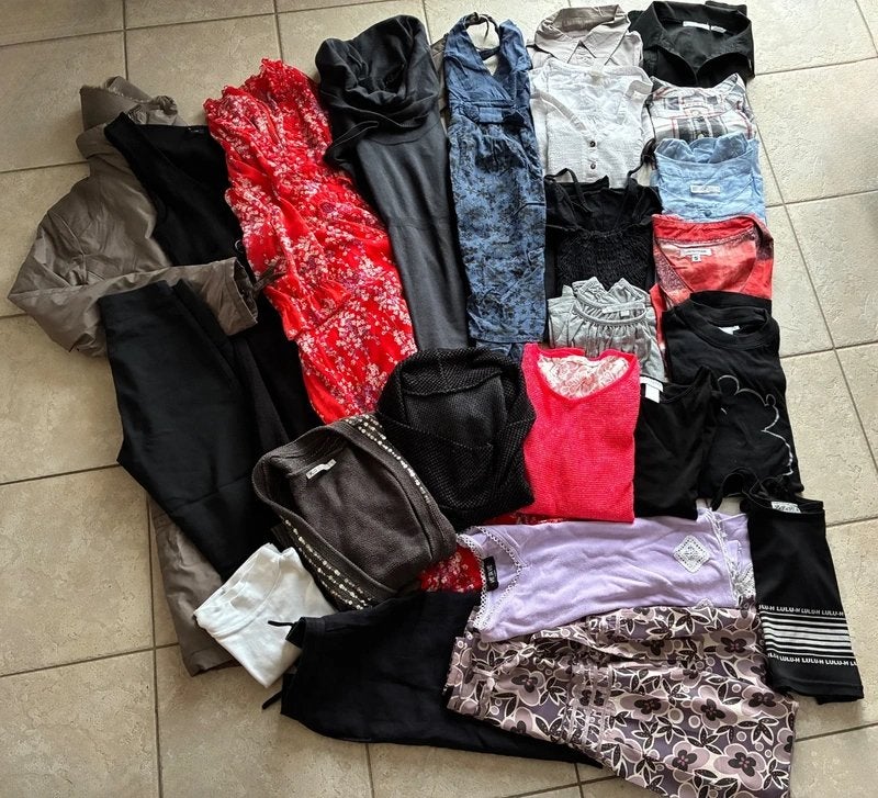Lot 24 vêtements femme ou ado - T. S/36 - bon état ou satisf, Enlèvement ou Envoi, Porté, Taille 36 (S)