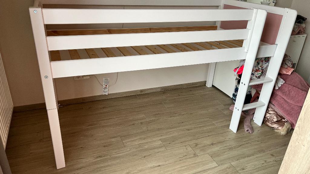 Lit mezzanine pour enfants en parfait état, Maison & Meubles, Chambre à coucher | Lits superposés & Lits mezzanines, 100 cm, 210 cm