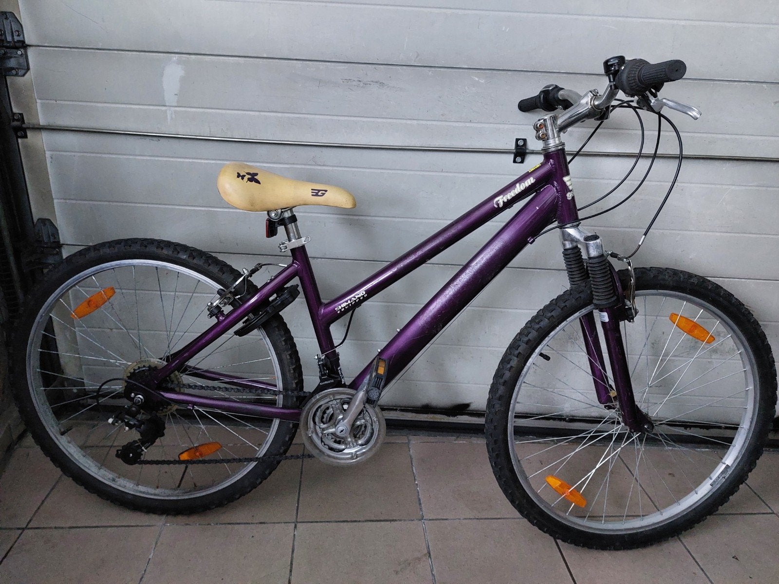 Meisjesfiets Golddigga 26 inch, Velgrem, Zo goed als nieuw, Golddiggo, Handrem