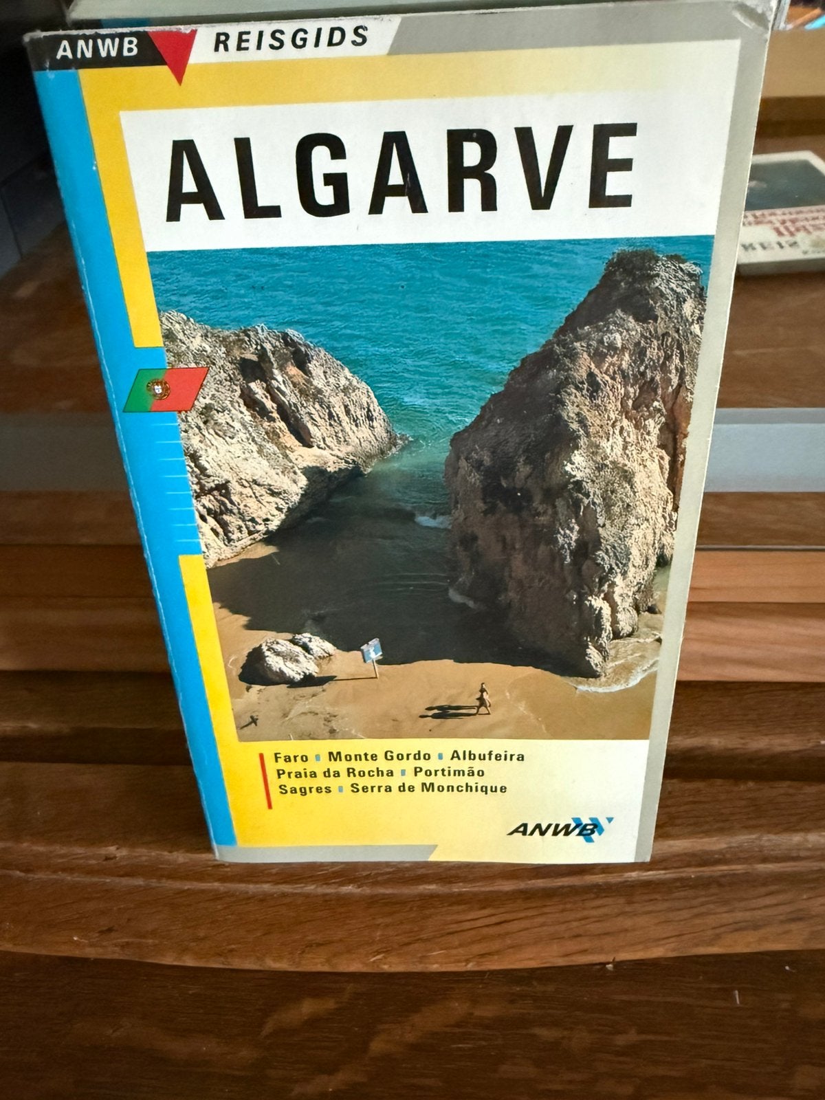Algatve, Europa, Ophalen of Verzenden, Zo goed als nieuw, Reisgids of -boek