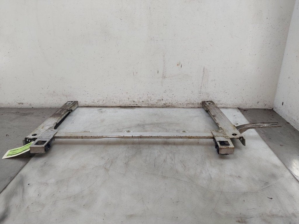 RADIATEURBALK BMW 1 serie (F40) (01-2019/-) (|51117301605|), Gebruikt, BMW, Petuelring 130
80809  München, DE, Bayerische Motoren Werke AG
