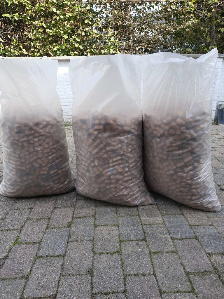 kurken stoppen, Overige materialen, Gebruikt, Minder dan 5 m², Muurisolatie