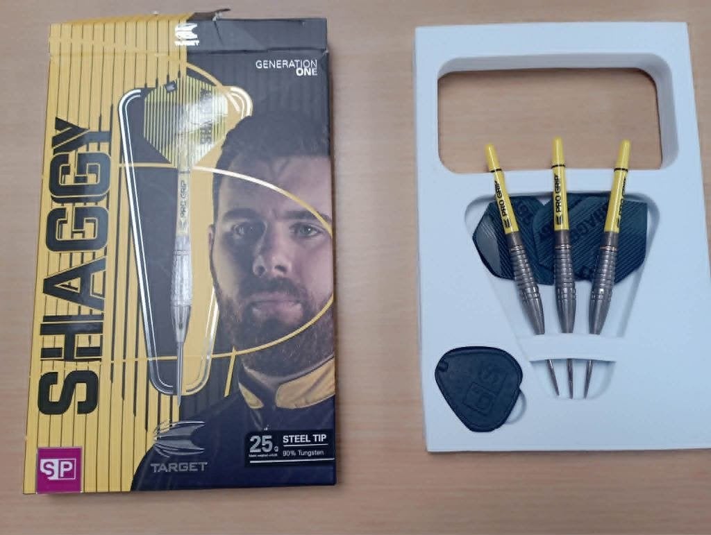darts pijlen, Sport en Fitness, Darts, Ophalen of Verzenden, Gebruikt, Pijlen