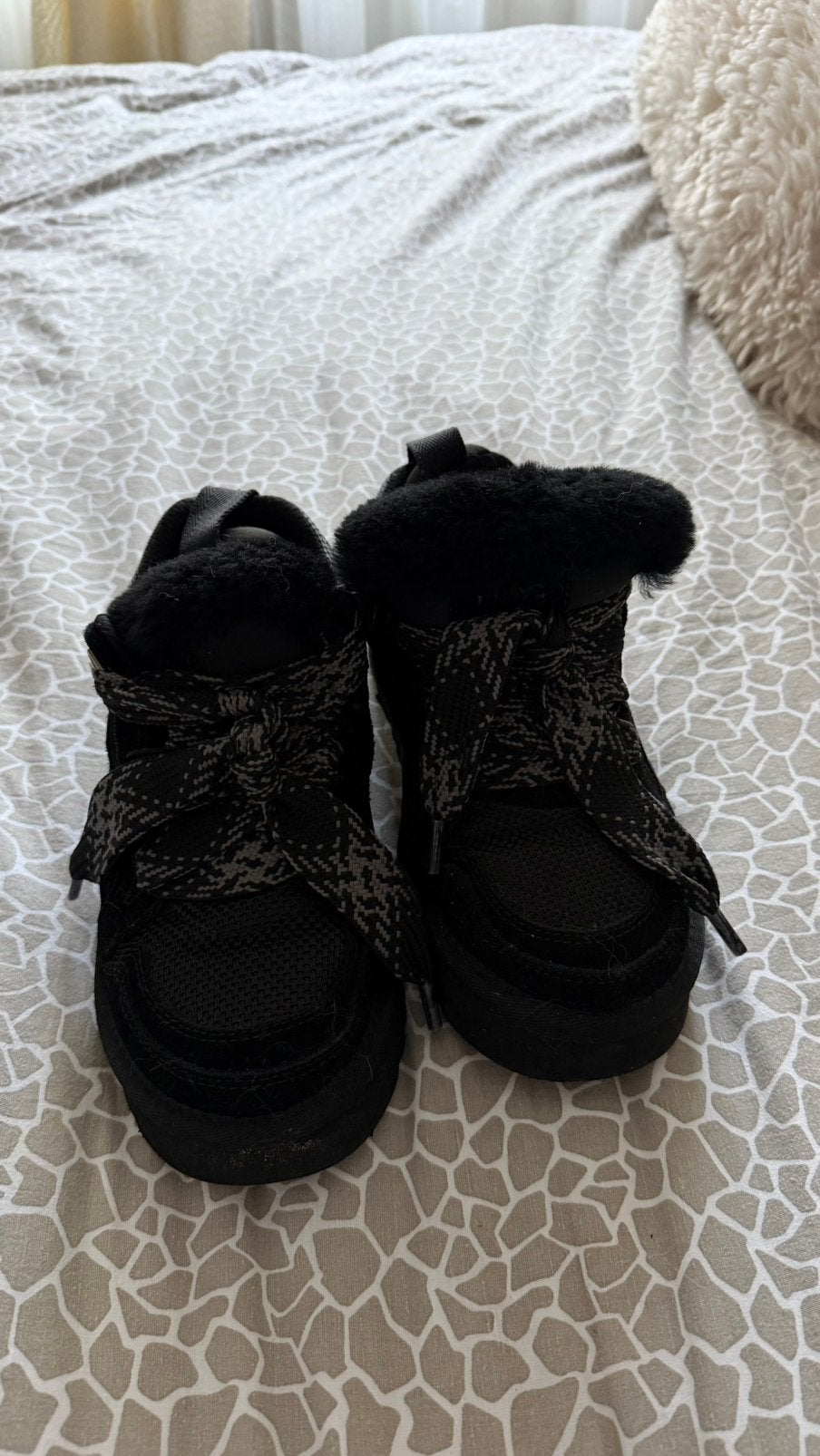 ugg schoenen, Ophalen, Zo goed als nieuw, Schoenen