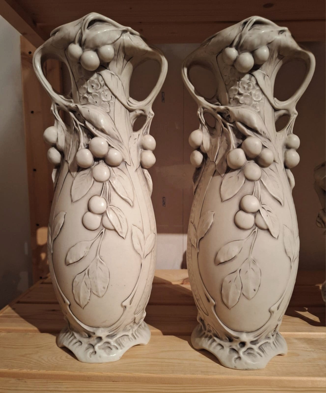 Set vazen Royal Dux, Ophalen