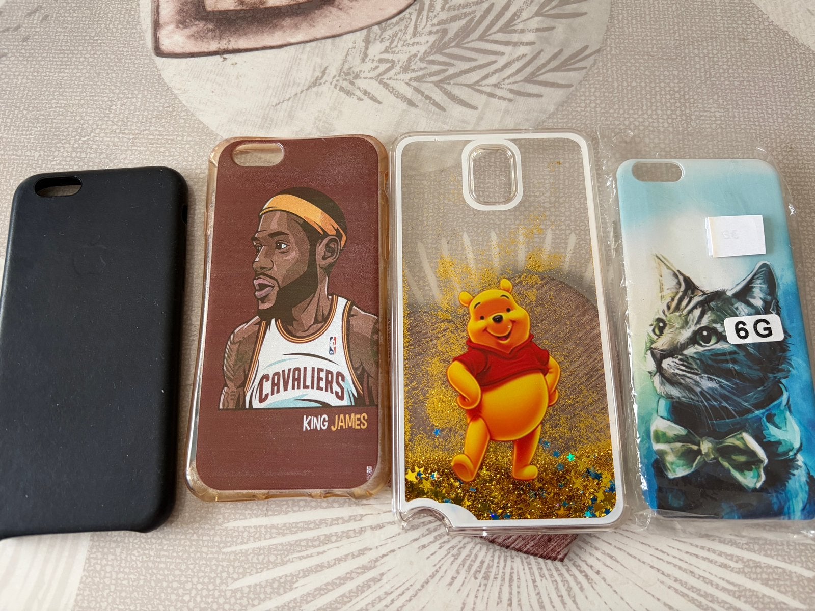 4 coques vintage  iPhone 6/6S Samsung Disney, LeBron, Enlèvement ou Envoi, Comme neuf, Apple, IPhone 6