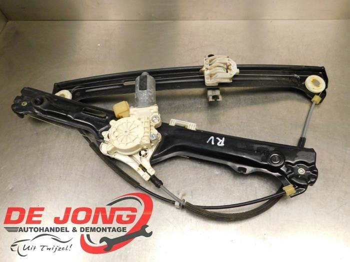 Mécanique vitre 4portes avant droite d'un BMW X5, -, 3 mois de garantie, Utilisé, -