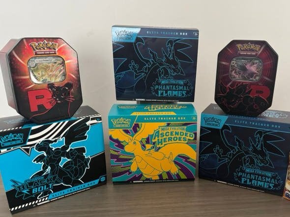 Pokemon lot des boîtes et l'etb ouverts, Enlèvement ou Envoi, Comme neuf, Plusieurs cartes