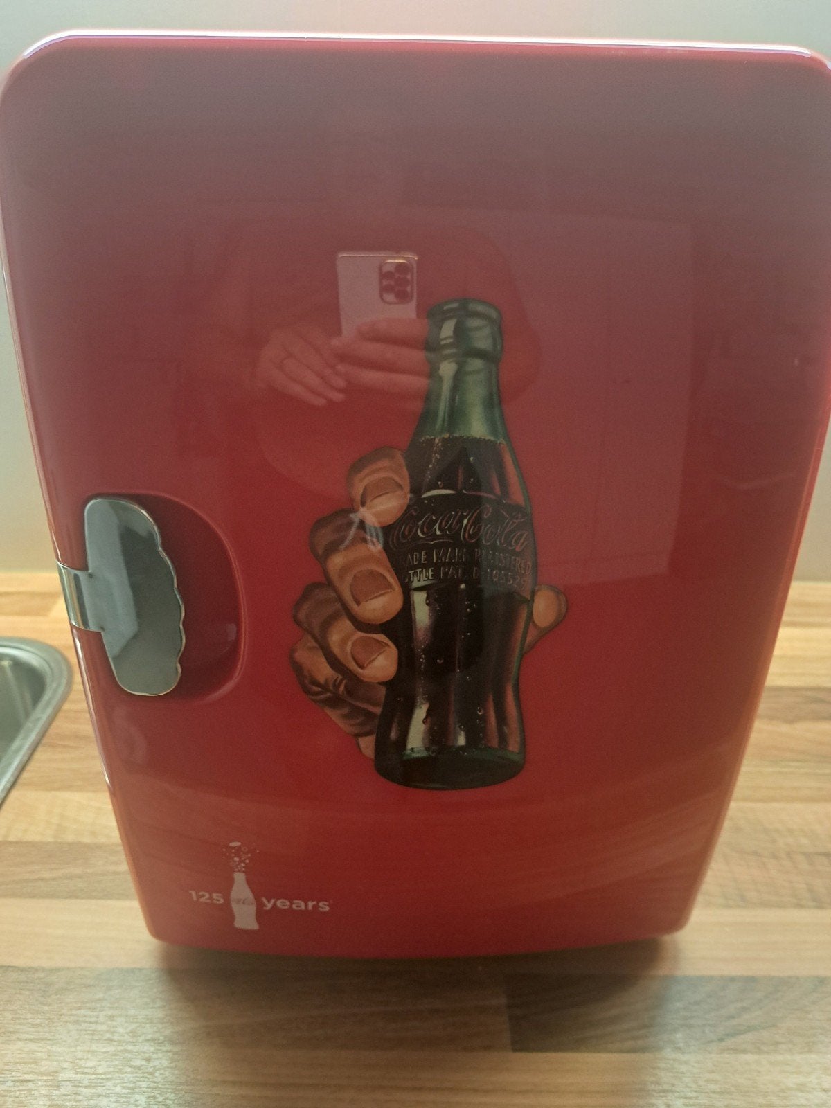 Coca-Cola Mini Koelkast - Draagbaar en Stijlvol, Elektronische apparatuur, Zonder vriesvak, Ophalen of Verzenden, Minder dan 45 cm
