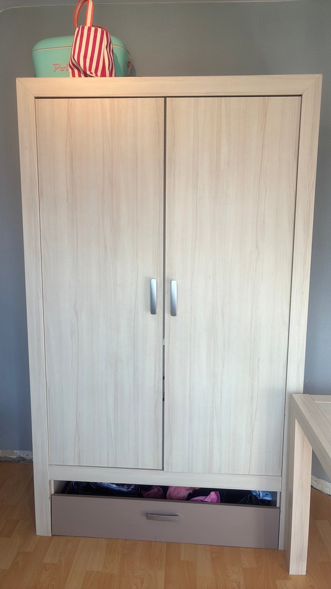 Kledingkast kleur witte eik, Ophalen, Gebruikt, 100 tot 150 cm, 150 tot 200 cm