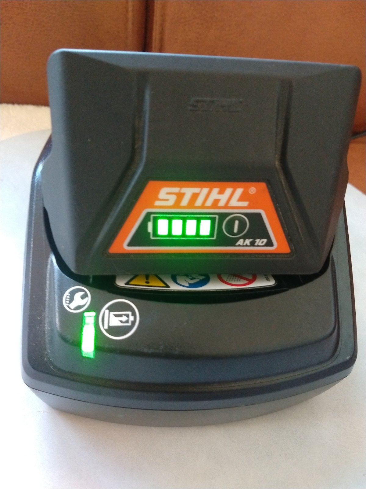 Stihl lader met batterij, Ophalen, Gebruikt