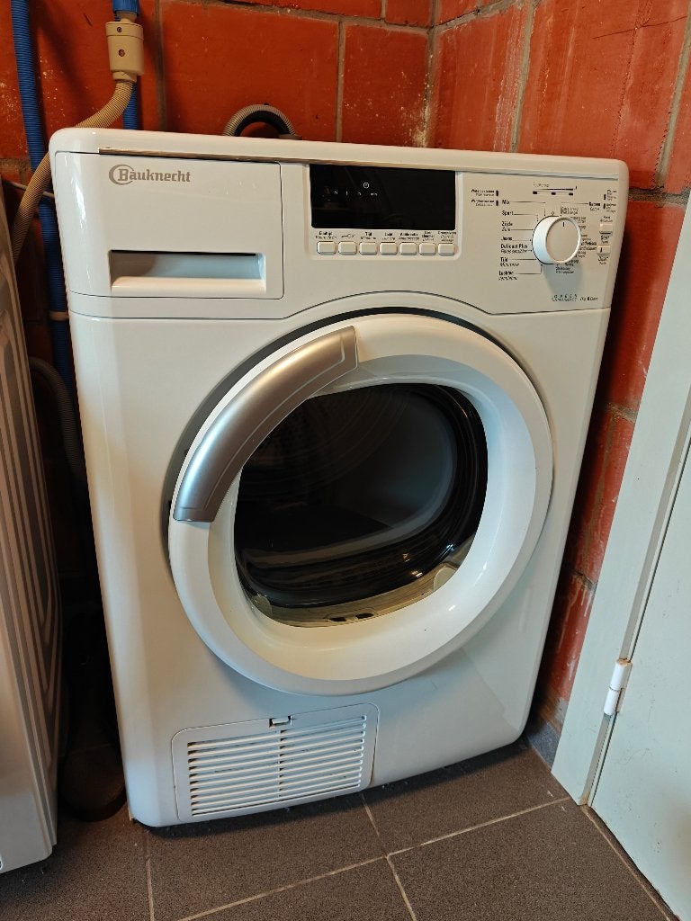 Bauknecht droogkast, Elektronische apparatuur, Droogkasten, Ophalen, 6 tot 8 kg, Gebruikt, Voorlader