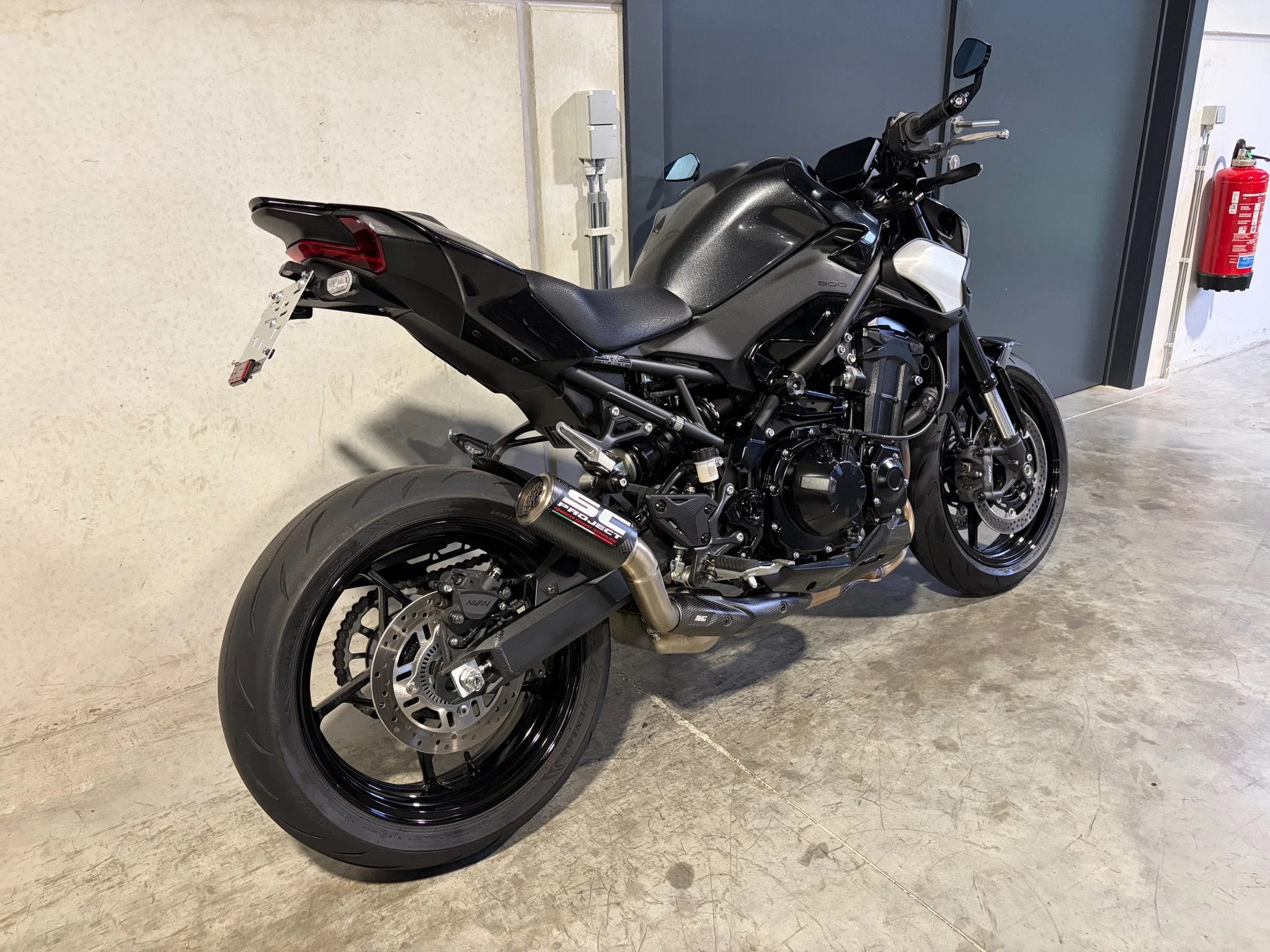Kawasaki Z900 lekkere naked met SC-project en tail tidy, Entreprise, Plus de 35 kW, 900 cm³, Autre