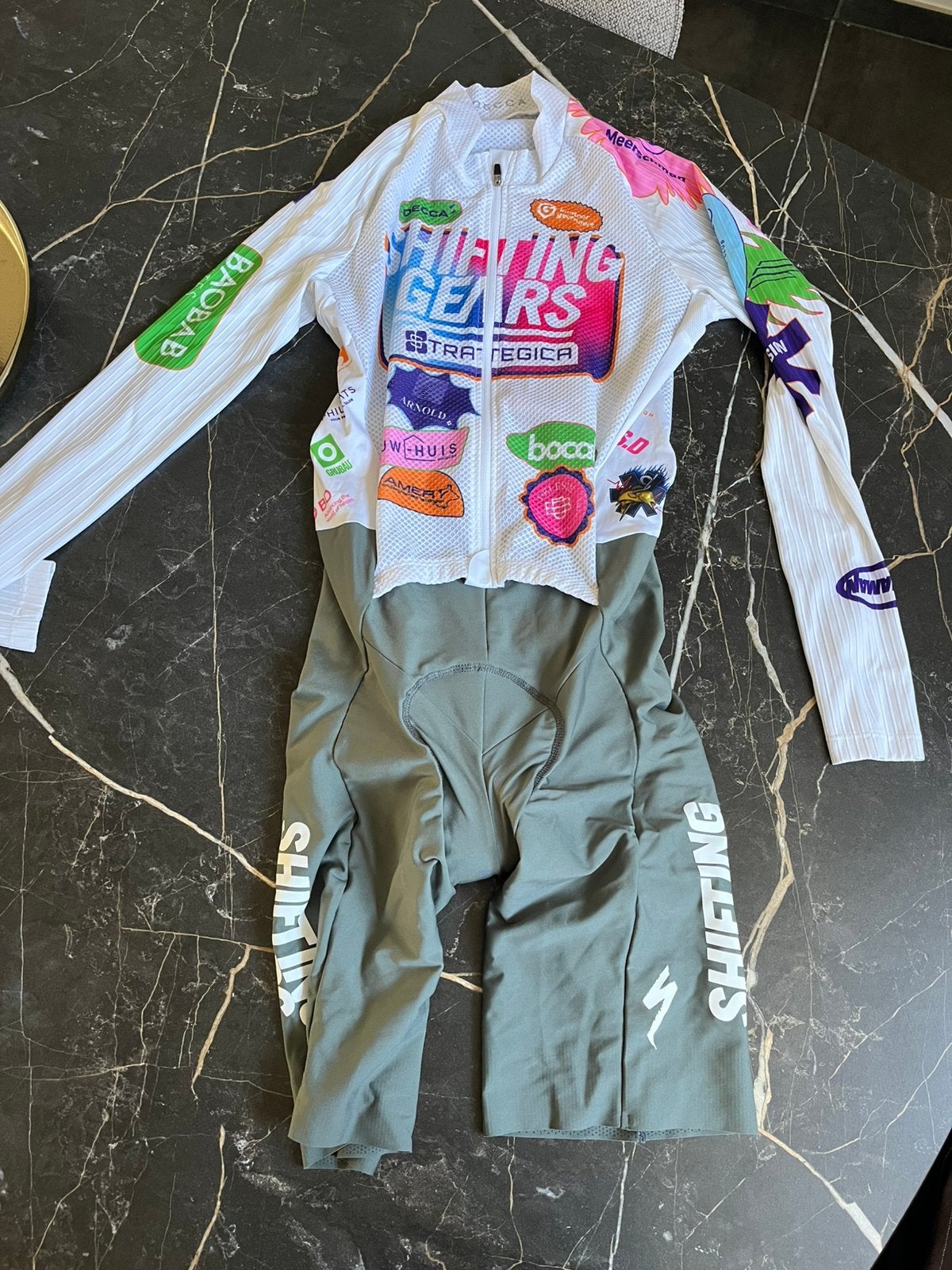 Pakket fietskledij/wielerkleding van het merk decca, Ophalen of Verzenden, Zo goed als nieuw, S