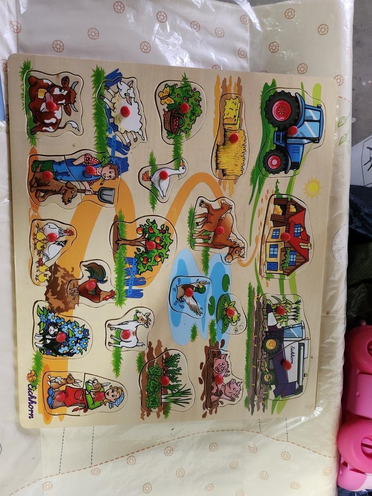 Puzzle en bois, En bois