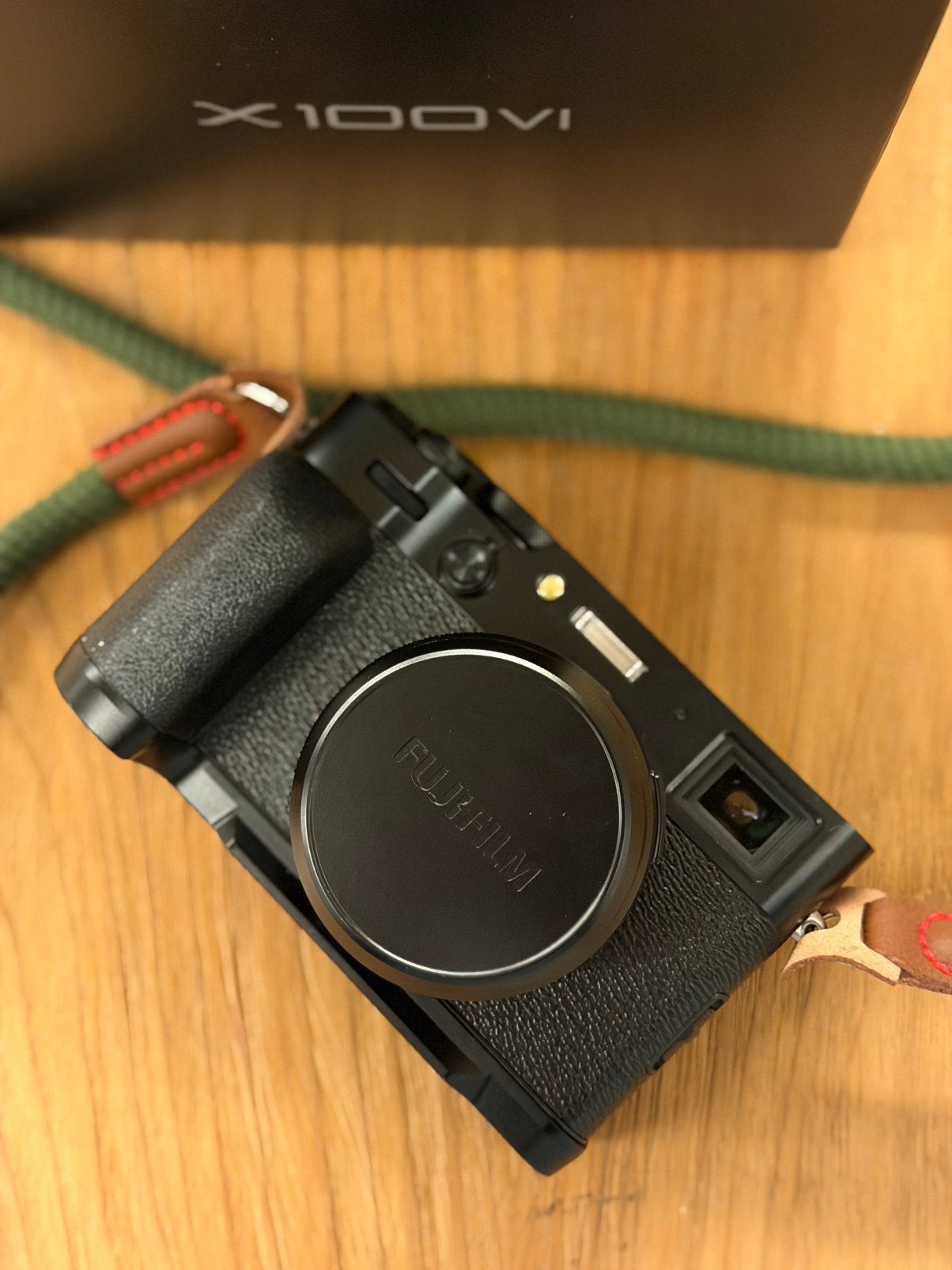 Fuji X100VI zwarte body, Ophalen, Zo goed als nieuw, Fuji