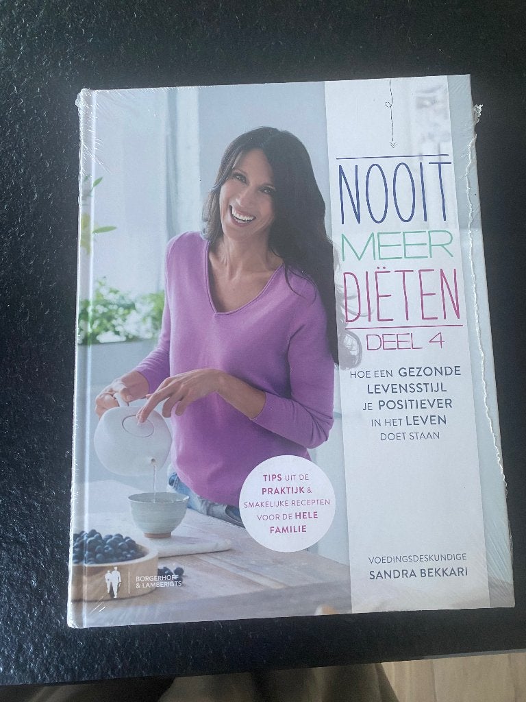 Boek Nooit meer diëten - deel 4, Ophalen of Verzenden, Nieuw, Dieet en Voeding, Sandra Bekkari