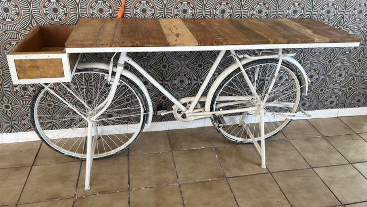 Decoratie tafel, Enlèvement, Comme neuf