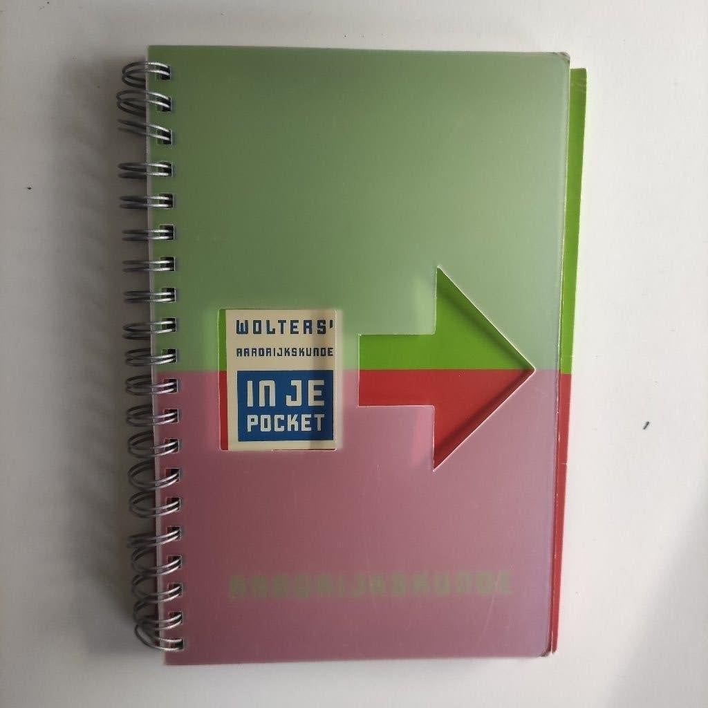 Wolters'aardrijkskunde in je pocket, Ophalen of Verzenden, Zo goed als nieuw