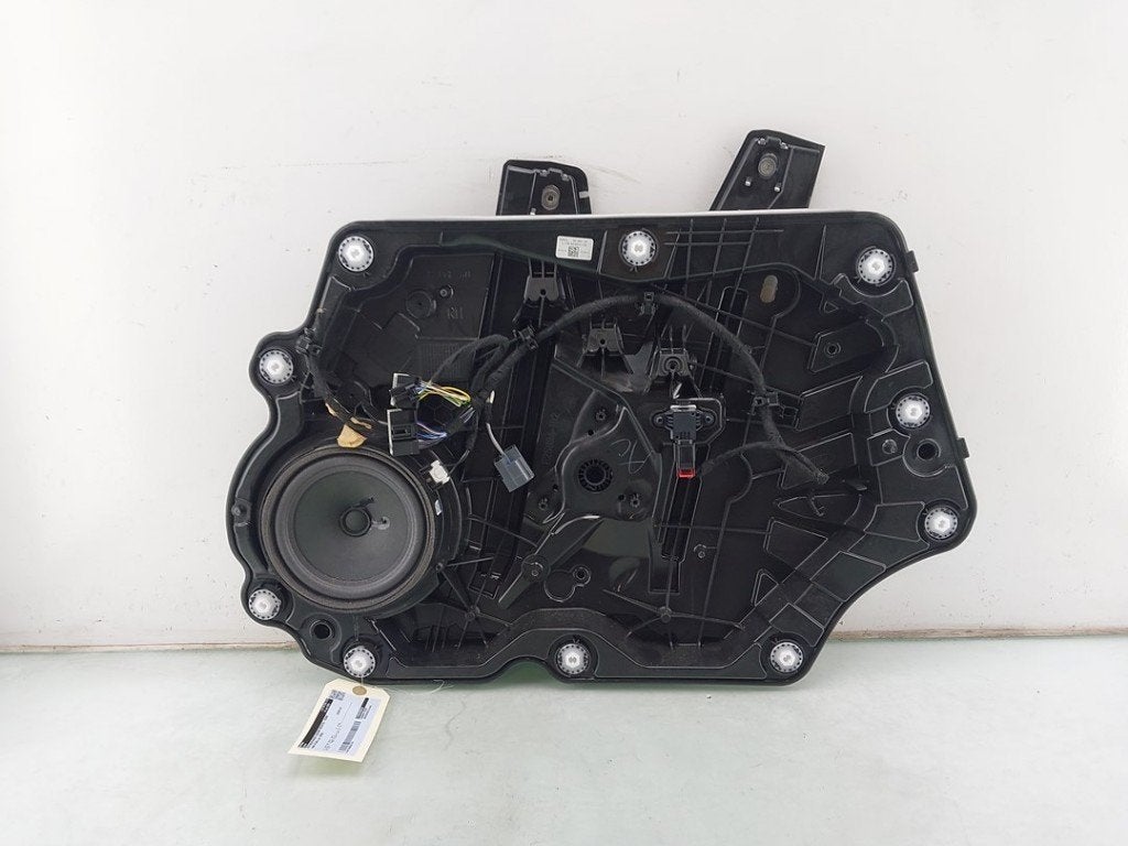 VITRE MECANISME AVANT DROIT (|L1TBS23200CB|2510682|L1TBS2320, Henry-Ford-Straße  1
50735  Köln, DE, Ford-Werke GmbH, Kunden@ford.com