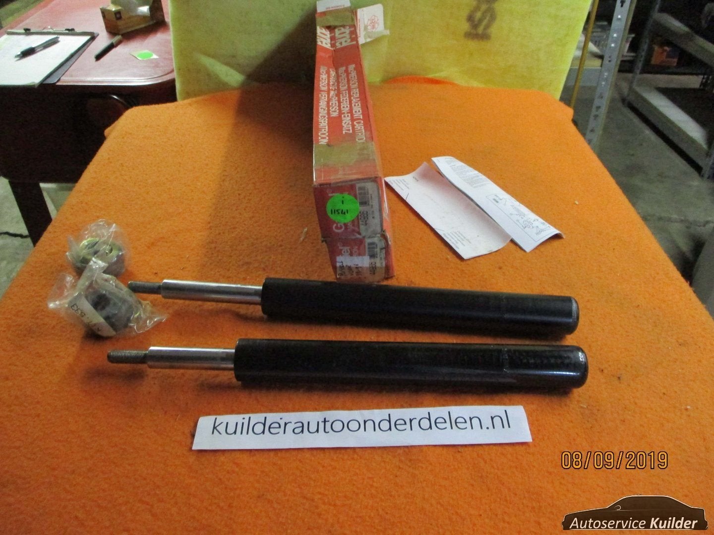 Nieuw set Schokdempers KYB VW Corrado VW passat 35L Golf II, Neuf, Volkswagen, -, -