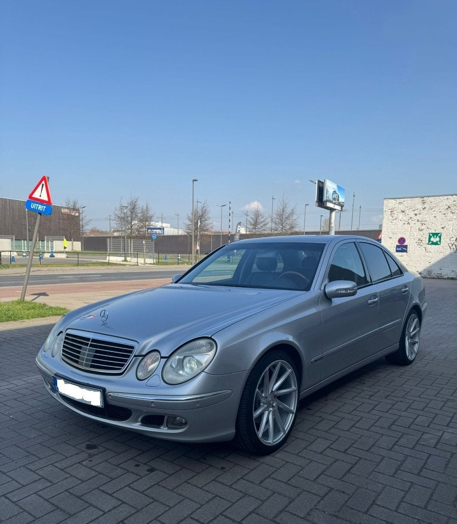 Mercedes - Benz w211 e320 Benzine 4-MATIC Elegance Automaat, Autos, Cuir, Argent ou Gris, 4 portes, Entreprise