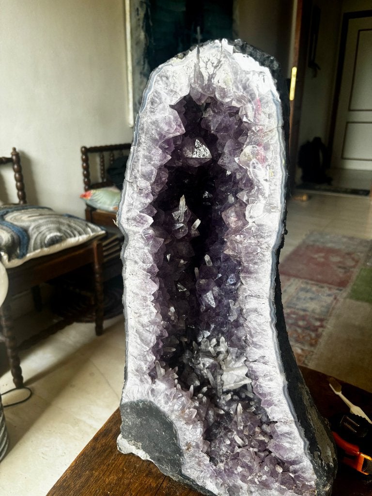 Amethist geode uit Urugay, Collections, Minéraux & Fossiles, Enlèvement, Minéral