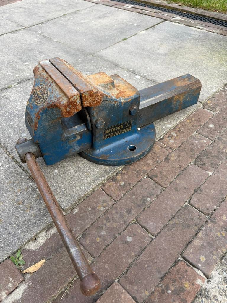 Grote bankschroef peddinghaus, gesmeed staal, Doe-het-zelf en Bouw, Ophalen, Gebruikt, Minder dan 70 cm, Bankschroef