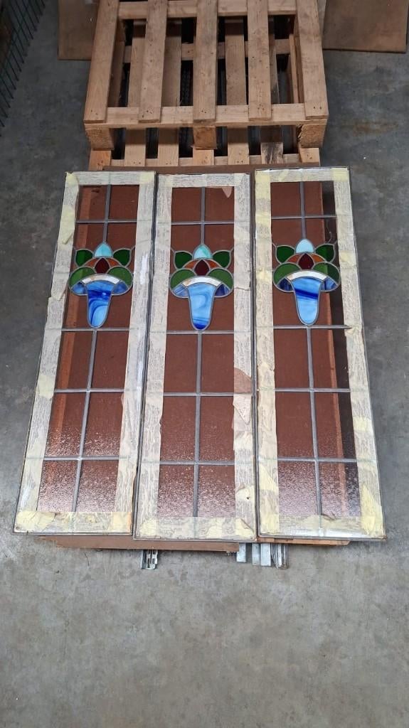 oude ruitjes met lood 116cm op 31,5cm, Antiek en Kunst, Antiek | Glaswerk en Kristal, Ophalen