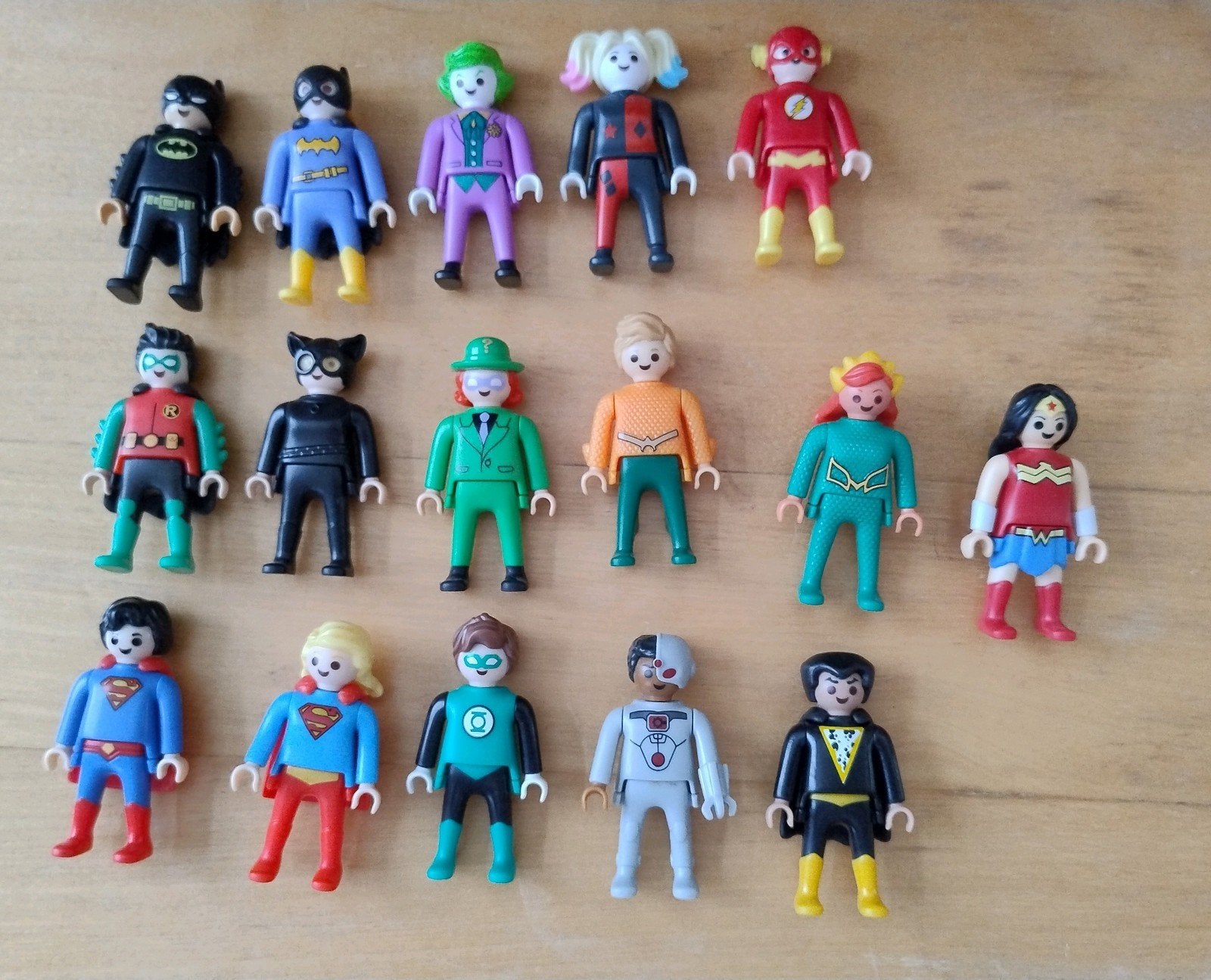 Kinder Playmobil DC, Enlèvement