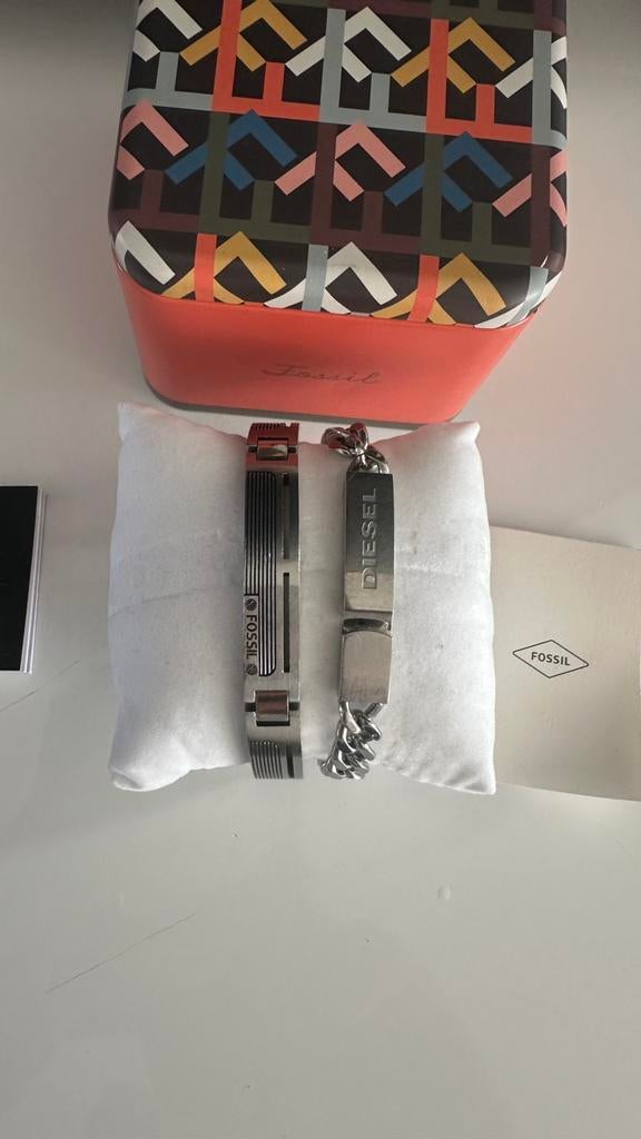 fossil en diesel merk armband van uit collectie, Bijoux, Sacs & Beauté, Enlèvement ou Envoi, Comme neuf, Fossil
