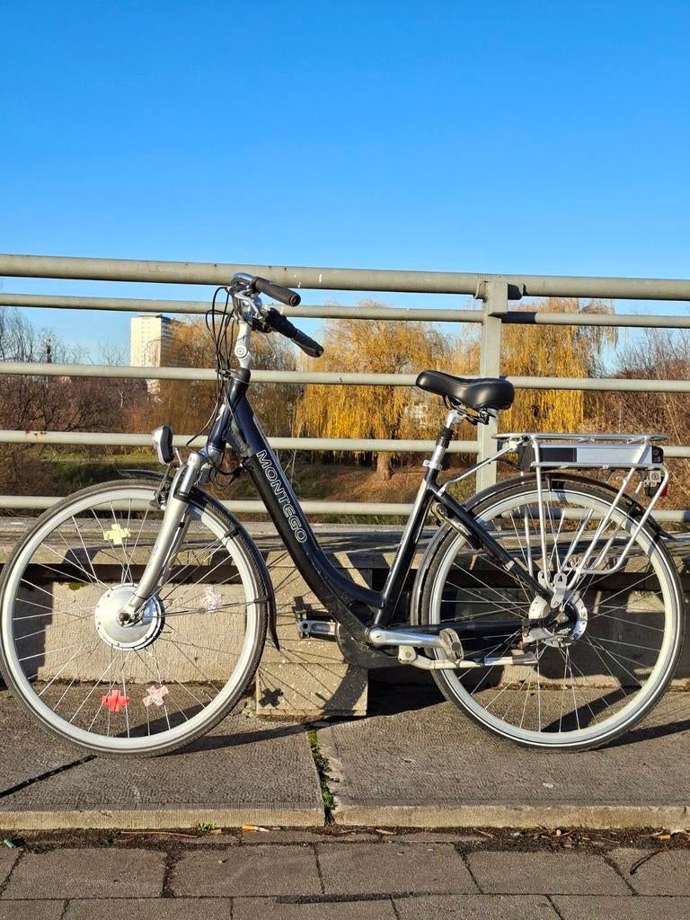 Mooie montego elektrische fiets frame 48cm wielmaat 70cm, Fietsen en Brommers, Elektrische fietsen, Ophalen