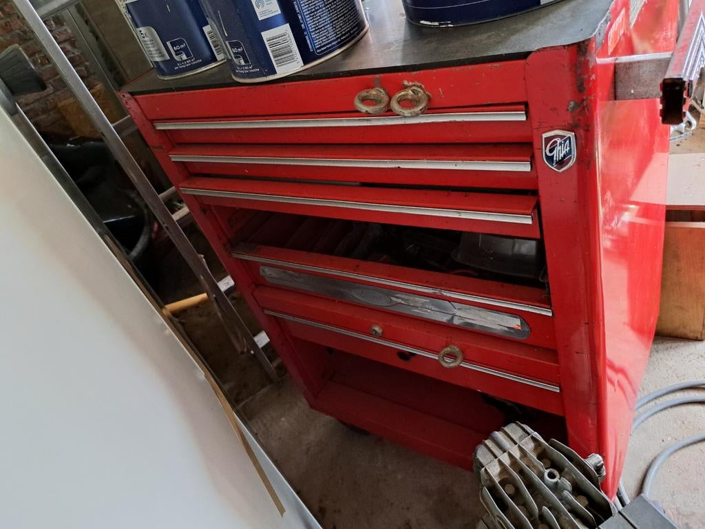 Gereedschap kar 2 ontbrekende schuiven., Ophalen