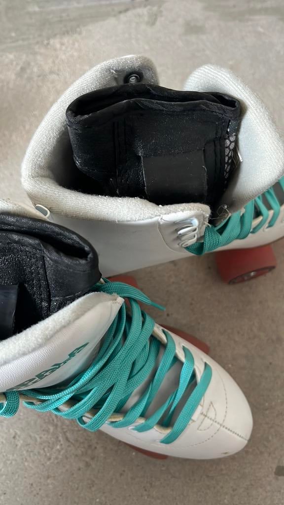 Skates maat 37 IMPALA, Ophalen, Gebruikt, Dames