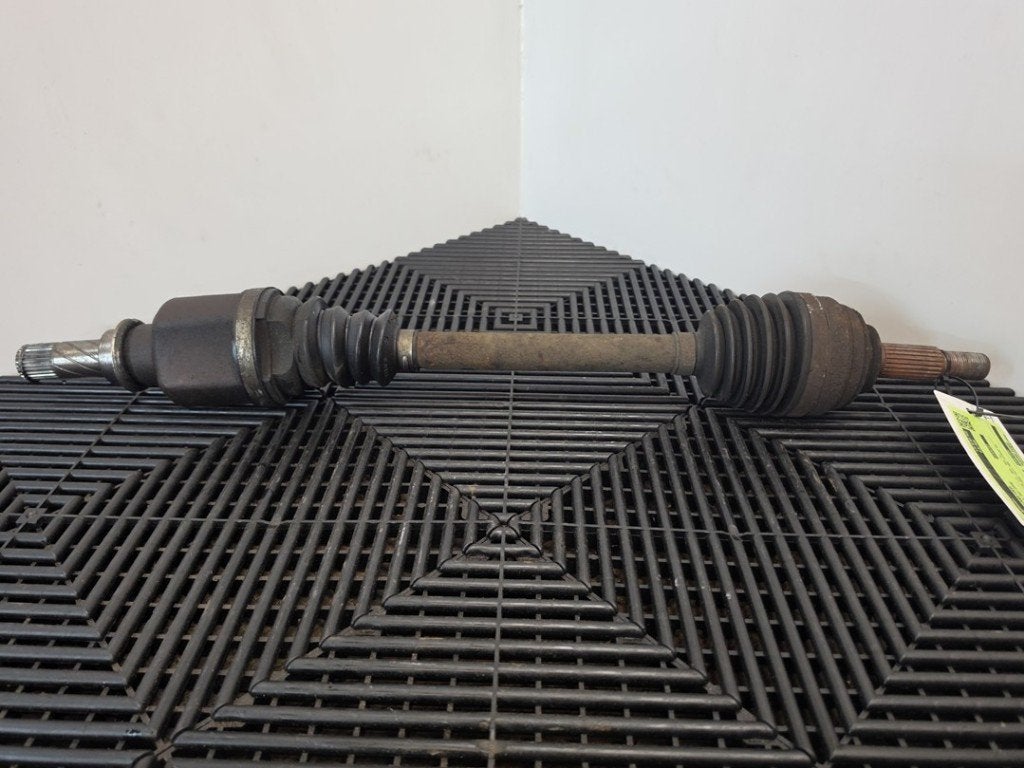 CARDAN AVANT GAUCHE (TRANSMISSION) Dacia Logan MCV I (KS), Autos : Pièces & Accessoires, Dacia, Renault Deutschland AG, Utilisé