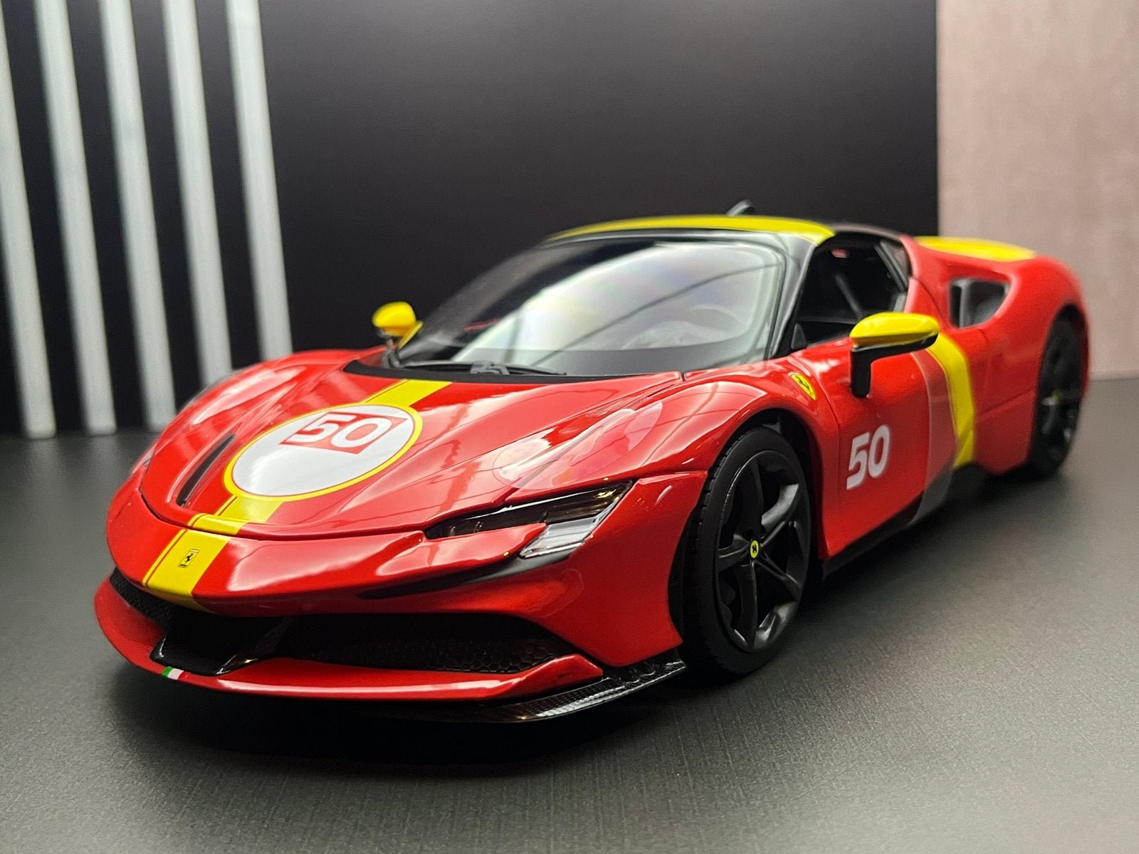 Ferrari SF90 Asetto Fiorano, Enlèvement